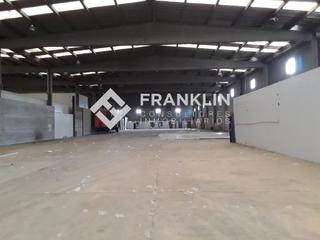 Lloguer Nau industrial a Carrer via romana 3. Con gran patio