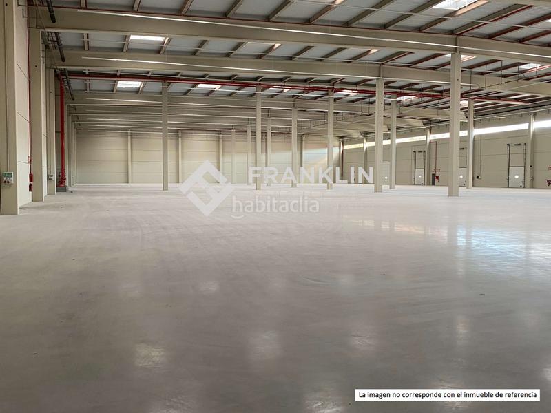 Foto ee4592e4-b964-47fb-84e3-1763147a785a. Affitto capannone industriale in calle afiladores nave 12 in Illescas