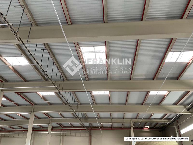 Foto bf00f47c-5e6c-4eb6-bbd2-dd0b1389e632. Location bâtiment à usage industriel dans calle afiladores nave 12 dans Illescas