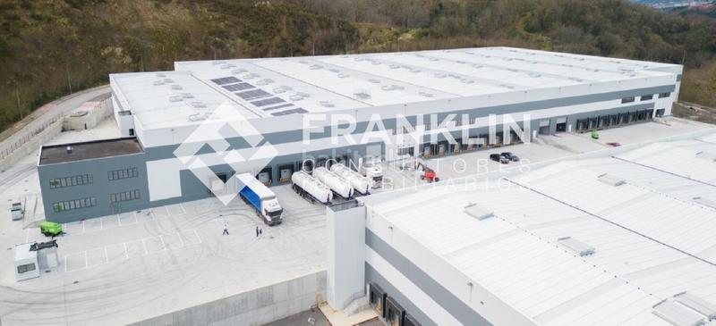 Foto 8d3f519f-ea95-4974-bc46-866f6fefe573. Affitto capannone industriale in calle gernika 42 in Galdakao