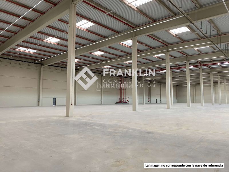 Foto 9f22f803-583a-4d8f-b102-44fe5be3f84b. Nave industrial en avinguda de valls 90 aislada en Morell (El)