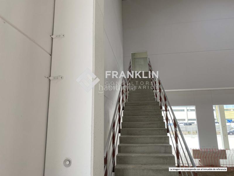 Foto 49744a80-f4de-4411-91c8-bd191f936b98. Fabrikhalle in Torreforta Tarragona