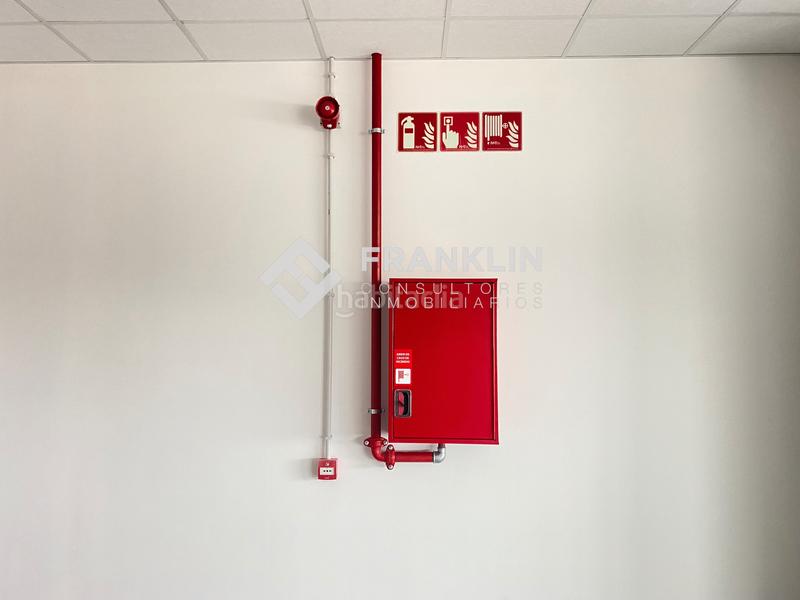 Foto d146d94e-c1f7-4f90-91d6-4837362dc661. Rent industrial building in Granvia LH Hospitalet de Llobregat (L´)