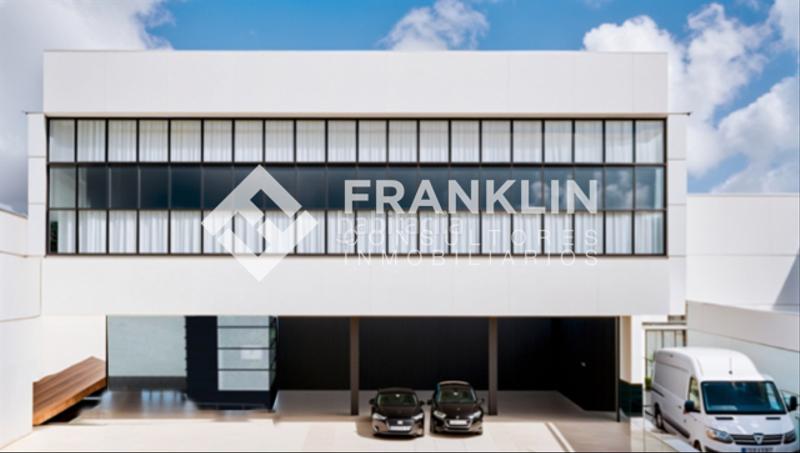 Foto eb8921e2-c59e-40ee-8713-6a356d60b845. Rent industrial building in La Marina del Prat Vermell Barcelona