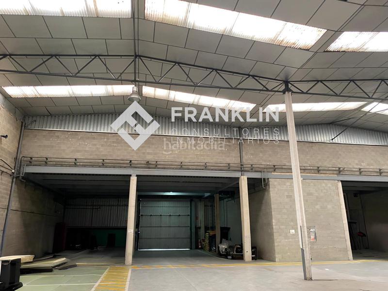 Foto 638927f9-6997-4395-9ca5-935ea0499e70. Capannone industriale in Palau-solità i Plegamans