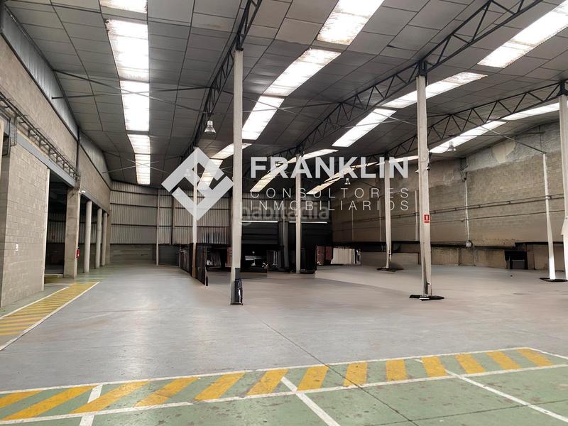 Foto 45d906e1-b525-4d99-90b7-03672b7e9720. Nave industrial en Palau-solità i Plegamans