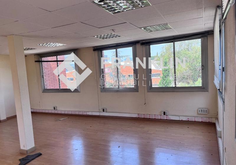 Foto d03a6822-fcfc-4476-8909-57a8625d9480. Rent industrial building in Polinyà