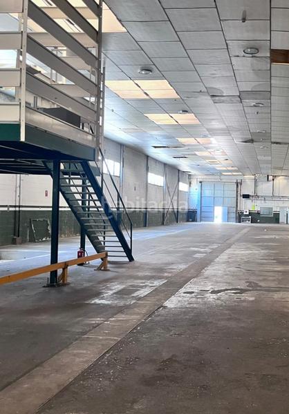 Foto ff33b2c9-1097-4ad4-b746-28272a2e787c. Rent industrial building in Polinyà