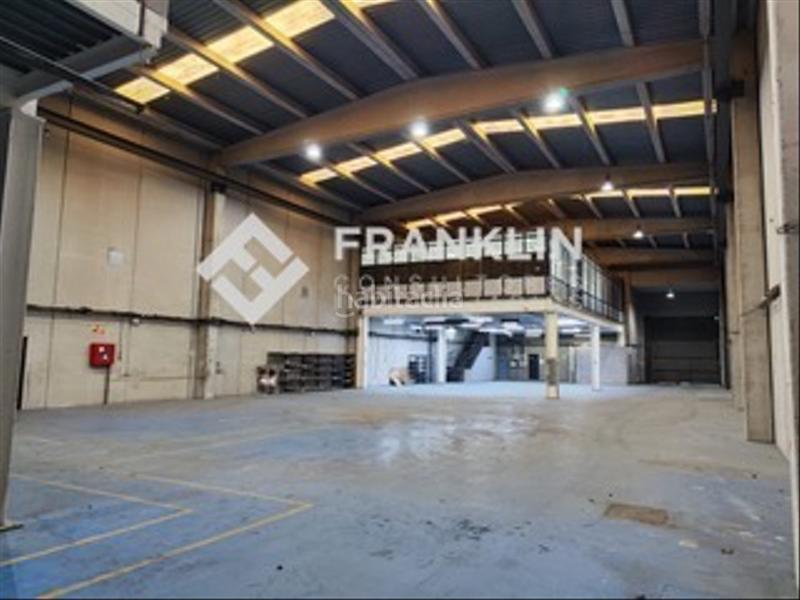 Foto 2a832f3a-e8a6-4f64-95db-2d37a2c1d4c5. Rent industrial building in Granvia LH Hospitalet de Llobregat (L´)