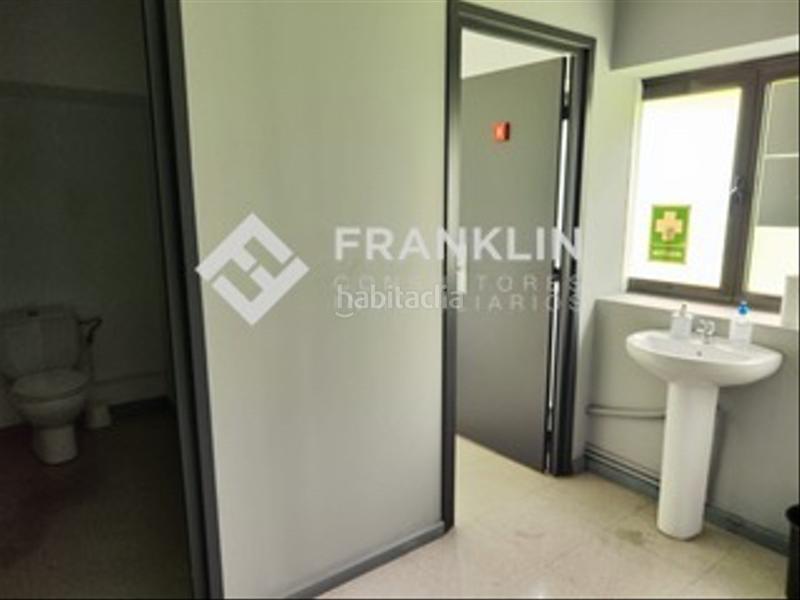 Foto 8233fb63-684e-44cd-9c94-ba993e83a688. Rent industrial building in Granvia LH Hospitalet de Llobregat (L´)