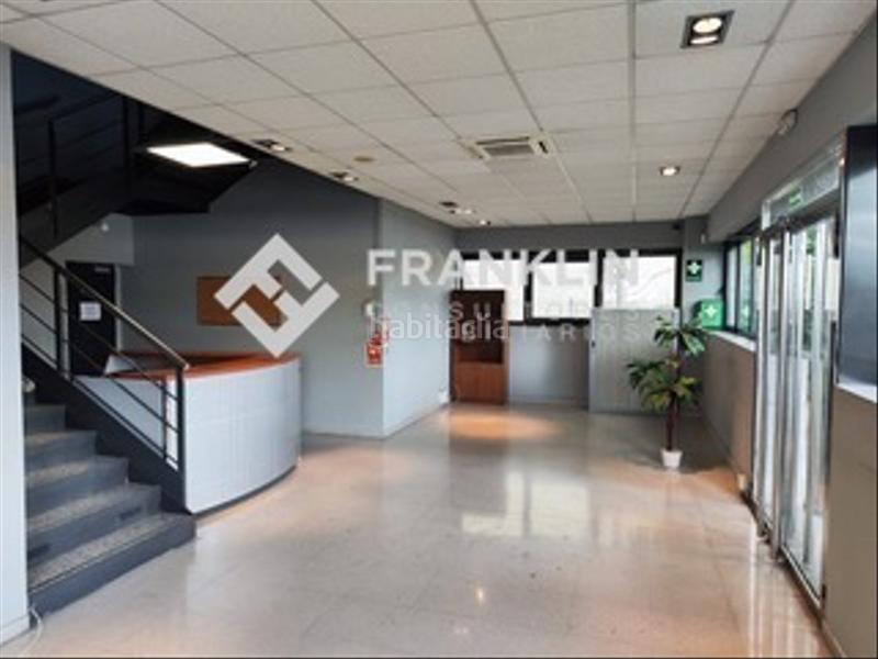 Foto e73de955-8b1a-430a-9a6e-0a1aee309140. Rent industrial building in Granvia LH Hospitalet de Llobregat (L´)