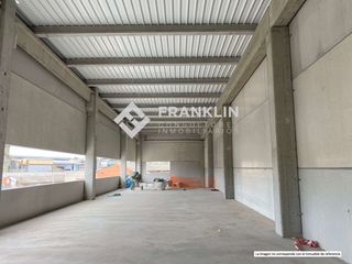 Lloguer Nau industrial  Avinguda de barcelona. Con muelles de carga