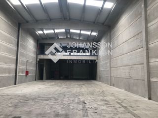 Lloguer Nau industrial a Carrer de carles riba 15. Muy bien situada