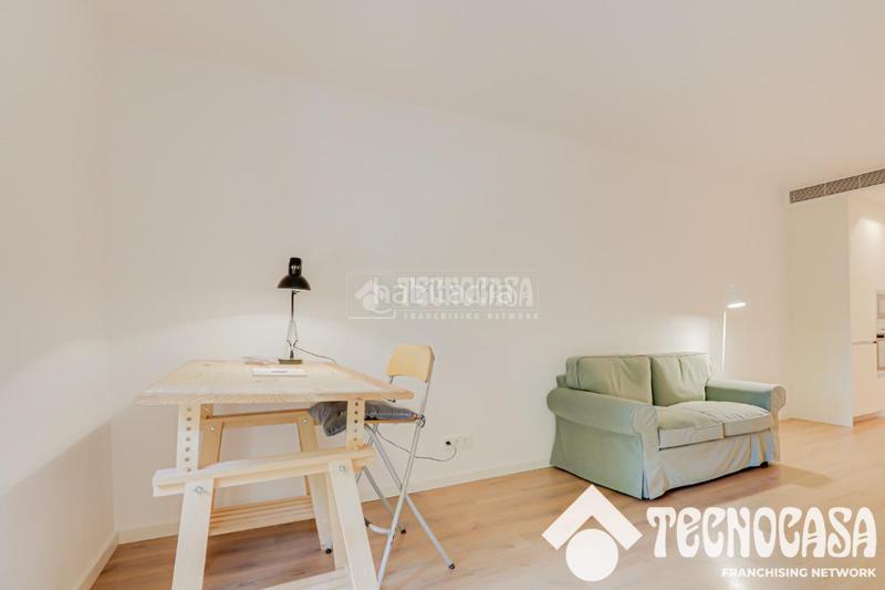 Foto ab9d038d-deab-466f-a19e-7de26f0d4167. Piso  en venta en Sants Barcelona