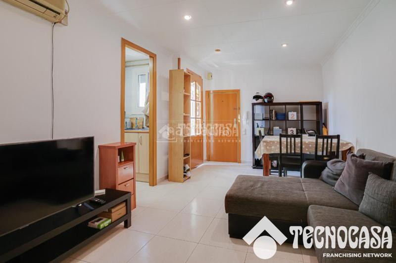 Foto 08c889b1-b6db-4311-85fe-13b8438f8377. Appartement avec chauffage dans Hostafrancs Barcelona