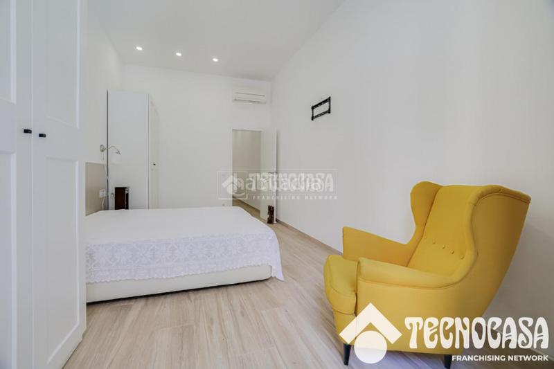 Foto b7a2a984-455b-4c4d-9f1d-298bc012b80e. Flat with heating in Sants Barcelona