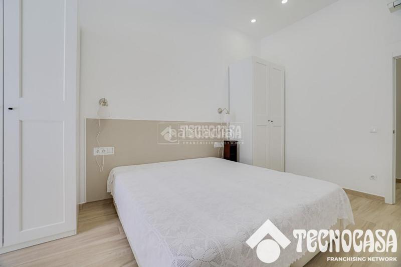 Foto df026b5b-2f2c-4ab0-a0da-91568bdf9b34. Flat with heating in Sants Barcelona