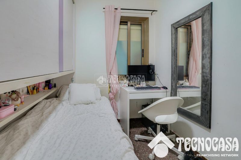 Foto 1071bde5-1426-4d44-84a2-ac2bd0eadcdf. Pis amb calefacció a Sants Barcelona