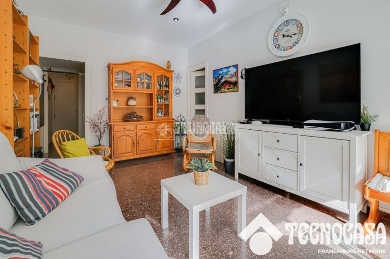 Foto 58058b33-cd1d-4380-a3b5-69a994769132. Pis amb calefacció a Sants Barcelona