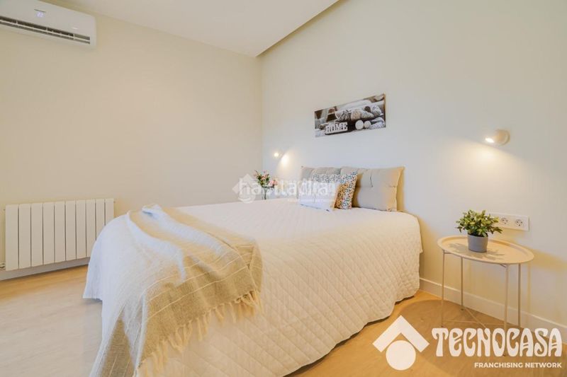 Foto 250c7563-6629-4413-8b01-0258130d43ba. Ático  en venta en Font de la Guatlla Barcelona