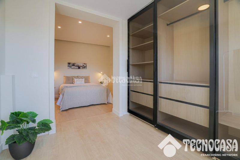 Foto 3f637784-3e81-4056-8f6d-21239a92a907. Ático  en venta en Font de la Guatlla Barcelona