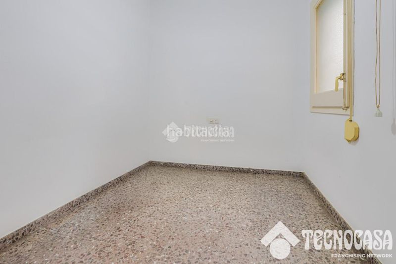 Foto ecdc7841-1c68-4117-9d0d-6cf4269dea62. Pis amb calefacció a Hostafrancs Barcelona