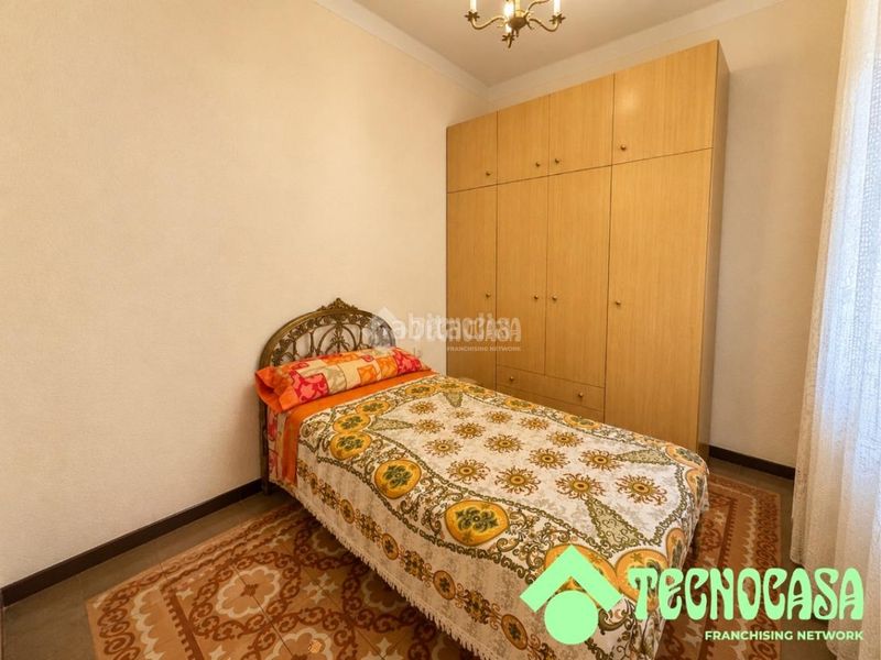 Foto 4191fa11-8898-4a58-90a5-f5c5e646ff00. Piso  en venta en Sants Barcelona