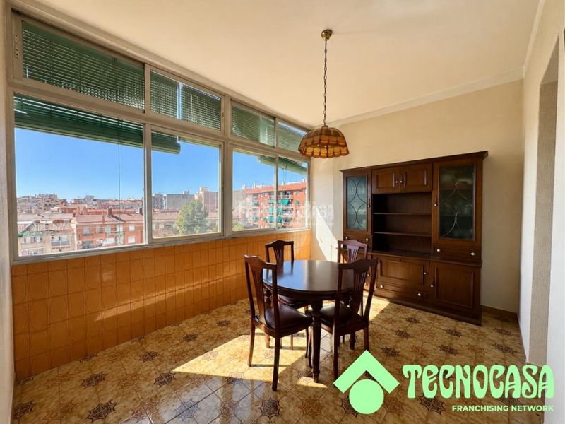 Foto 679b9693-38c6-469a-9e9d-42438b46b627. Piso  en venta en Sants Barcelona