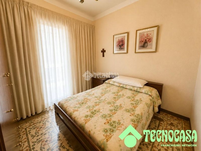Foto 6b7d3219-9c89-4737-bc9d-36d63a1e90a0. Piso  en venta en Sants Barcelona
