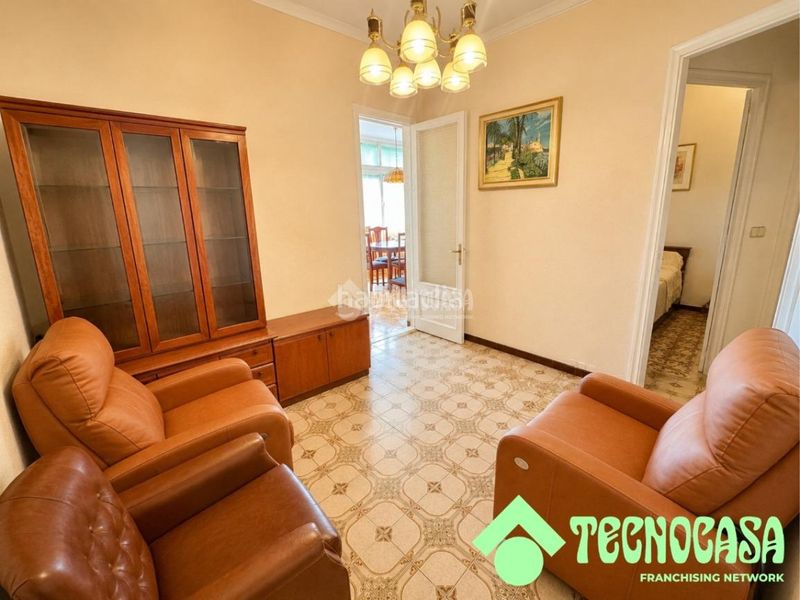 Foto 924aaa5d-a88d-4116-b277-9bc853b738f7. Piso  en venta en Sants Barcelona