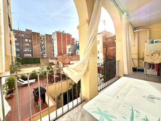Etagenwohnung  Carrer del forn. Piso en venta en barcelona