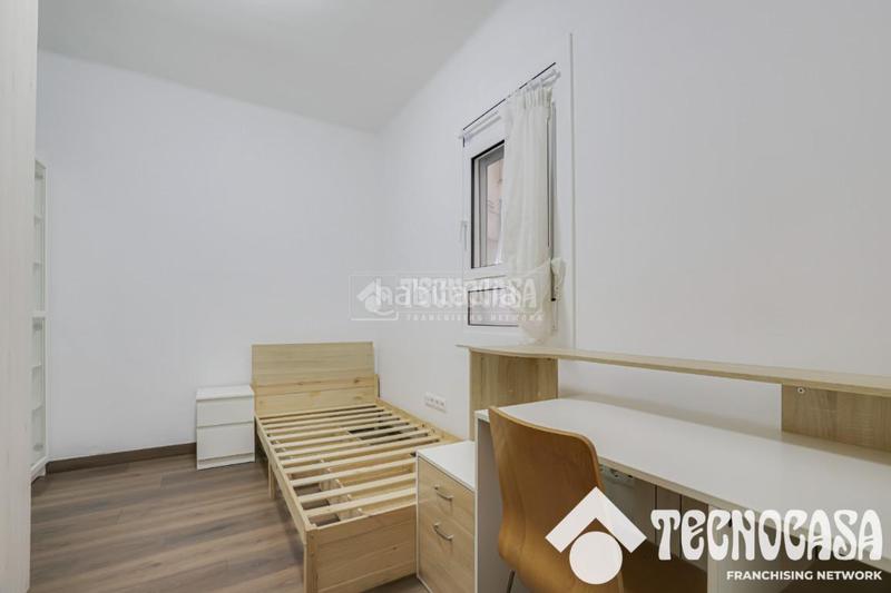 Foto 3cd16ee0-5b1d-4cb0-b871-fd25f43b57c2. Piso  en venta en Sant Ramon - Maternitat Barcelona