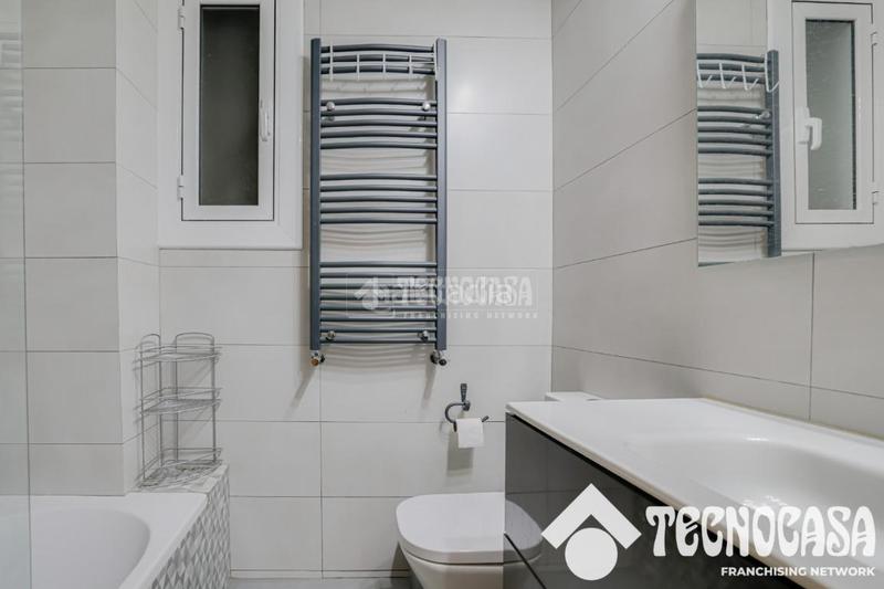 Foto e76358d4-cb00-4cb1-be2e-a0c2c9db11bf. Piso  en venta en Sant Ramon - Maternitat Barcelona