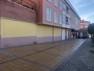 Local commercial à Calle cantero juan de mondragón 1. Venta de local en calle cantero juan mondragón nº s/n ávila (ávi