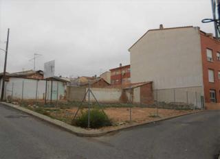 Terrain résidentiel à Calle ambrosio pérez 5. Solar residencial en cabanillas del campo.