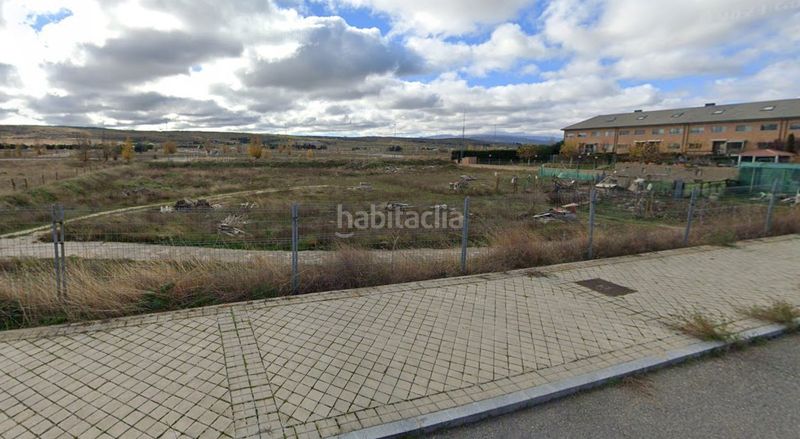 Foto 22eb6bd4-2d10-44a3-a35e-46a113a0b726. Terreny residencial a calle diente de leon 9d a Sónsoles Ávila