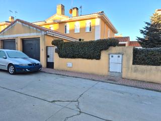 Maison jumelée  Calle santander. Venta inmueble sin posesión