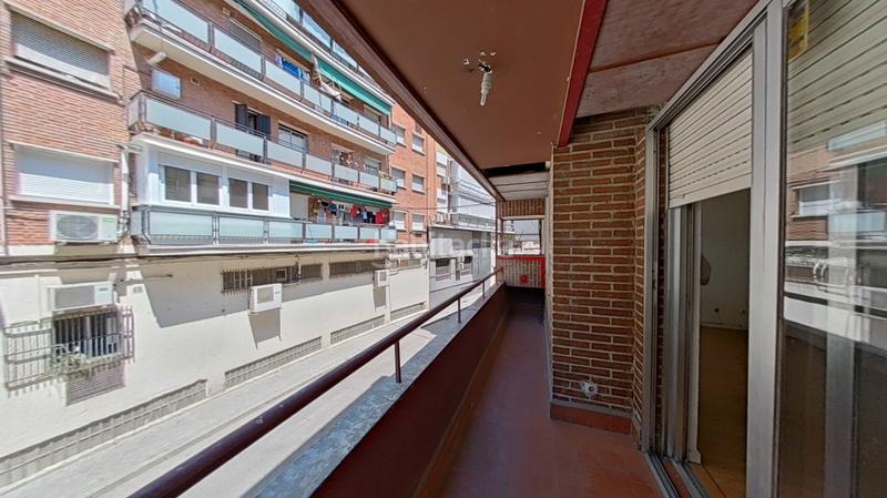 Foto d8e5caee-d49a-441d-a293-d145097e4954. Pis amb calefacció a Portazgo Madrid