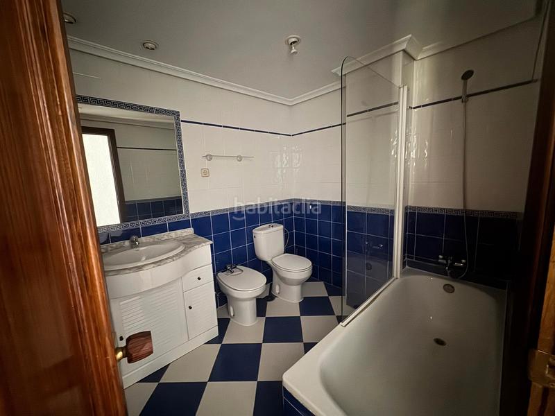 Foto f30d35b7-df06-45c4-a1eb-7a22fee38eec. Piso se vende piso (capital) en San Roque-Concordia-Adoratrices Guadalajara