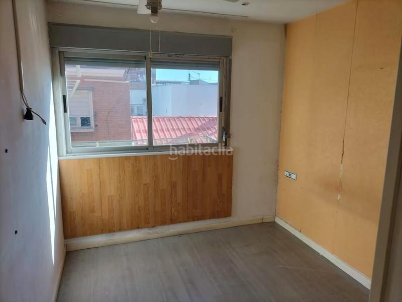 Foto cb8dd589-27ac-42f8-b2bb-6aa97071d7a6. Piso oportunidad venta de piso en Pradolongo Madrid