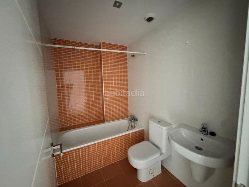 Foto 0fd71b22-fd88-4e11-9f47-88e1030f0f23. Chalet con riscaldamento parcheggio piscina in Cabanillas del Campo