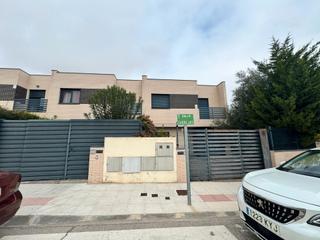 Chalet  Calle zaorejas. Chalet adosado en venta en c/ zaorejas, cabanillas del campo