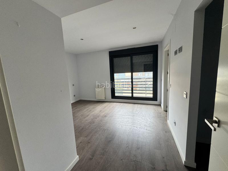 Foto 71173e43-3131-4d86-bfda-8c3e450f9961. Chalet con riscaldamento parcheggio piscina in Cabanillas del Campo