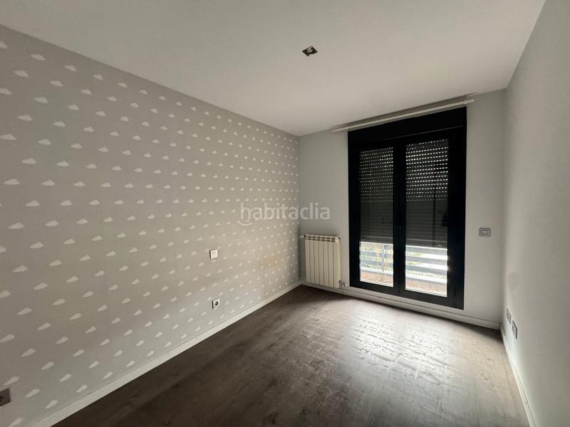 Foto 7498ac7b-64c2-45ab-bfd1-e331ff7a348b. Chalet con riscaldamento parcheggio piscina in Cabanillas del Campo