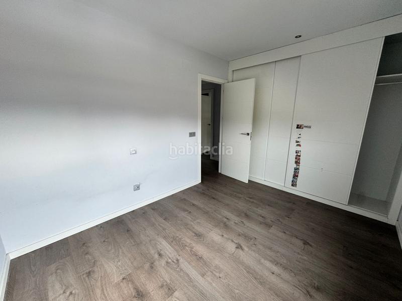 Foto 83819175-816c-411b-8623-0239737f3b5e. Chalet con riscaldamento parcheggio piscina in Cabanillas del Campo