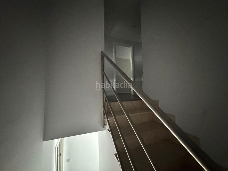 Foto bbed901e-8480-4e7d-9a1e-b0fbffe6ff2a. Chalet con riscaldamento parcheggio piscina in Cabanillas del Campo