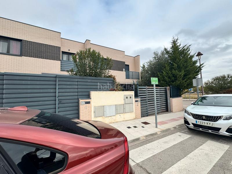 Foto c6387e48-67b3-4360-b953-c08eda35c213. Chalet con riscaldamento parcheggio piscina in Cabanillas del Campo