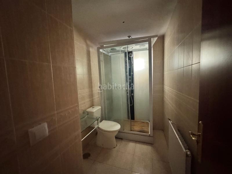 Foto faab466f-87e4-464f-9232-efd5b074e7c9. Chalet con camino riscaldamento parcheggio piscina in Chiloeches