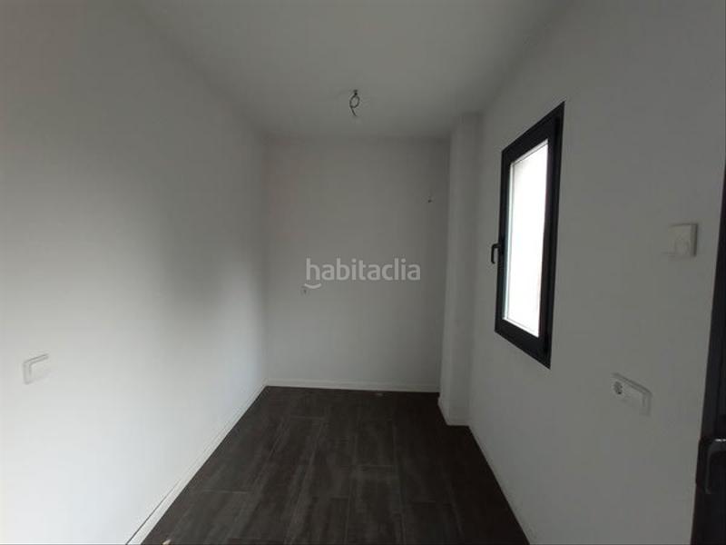 Foto d5a3f9a1-cd60-42cd-bda3-0acc454619a4. Chalet  en venta - guadalajara en Valdeaveruelo