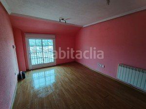 Foto c9e73c68-6ace-4f74-af50-c77f8fd57111. Pis amb calefacció aparcament a Valdilecha